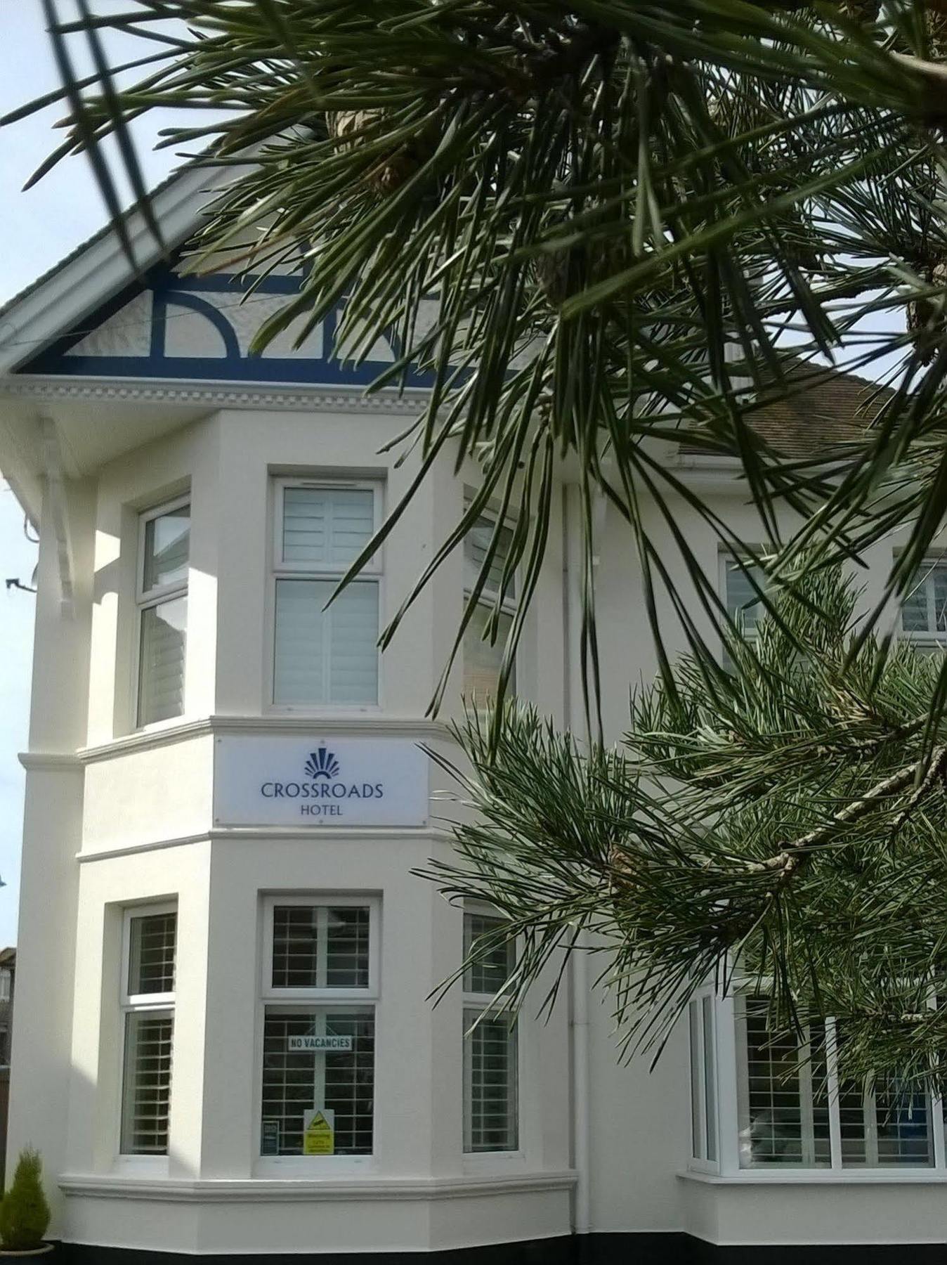 Crossroads Hotel Bournemouth Exteriör bild